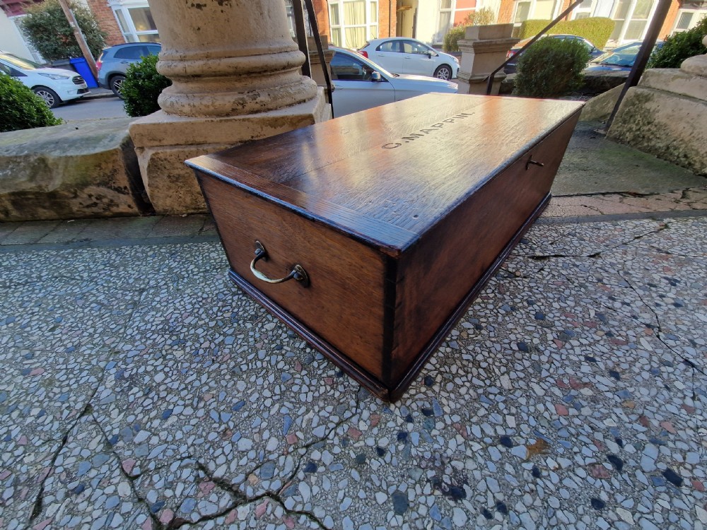 ANTIQUE  SOLID  OAK BOX /TRUNK View IV