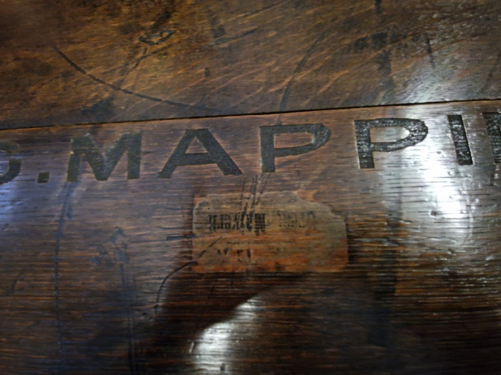 ANTIQUE  SOLID  OAK BOX /TRUNK View V
