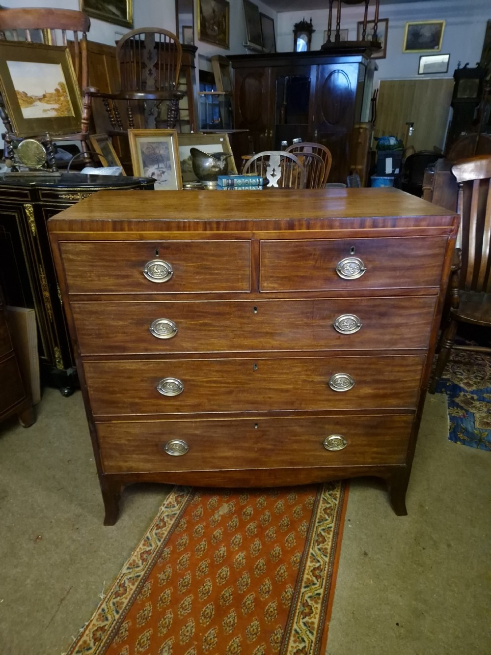 GEORGIAN  MAHOGANY CHEST OF DRAWERS 