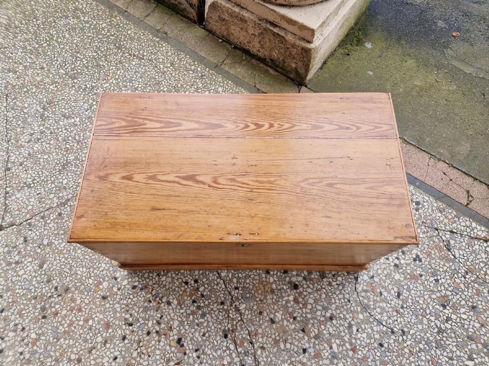 VICTORIAN PINE BLANKET BOX  View IX