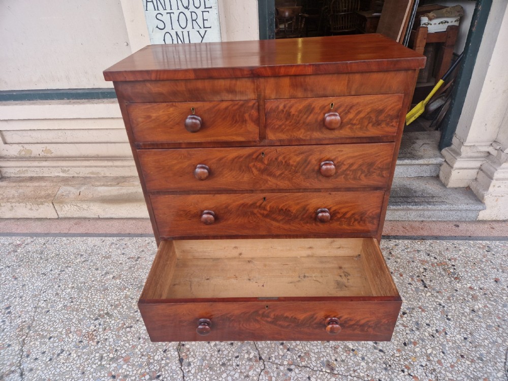 VICTORIAN MAHOGANY CHEST OF DRAWERS  View VII