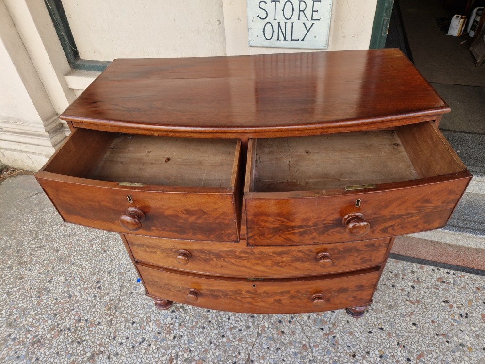 VICTORIAN MAHOGANY BOW FRONTED CHEST OF DRAWERS View IV