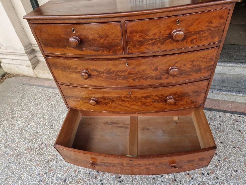 VICTORIAN MAHOGANY BOW FRONTED CHEST OF DRAWERS View VII