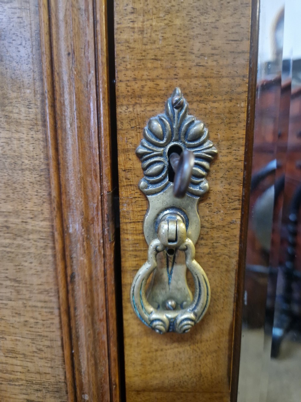 ANTIQUE BURR WALNUT WARDROBE View VI