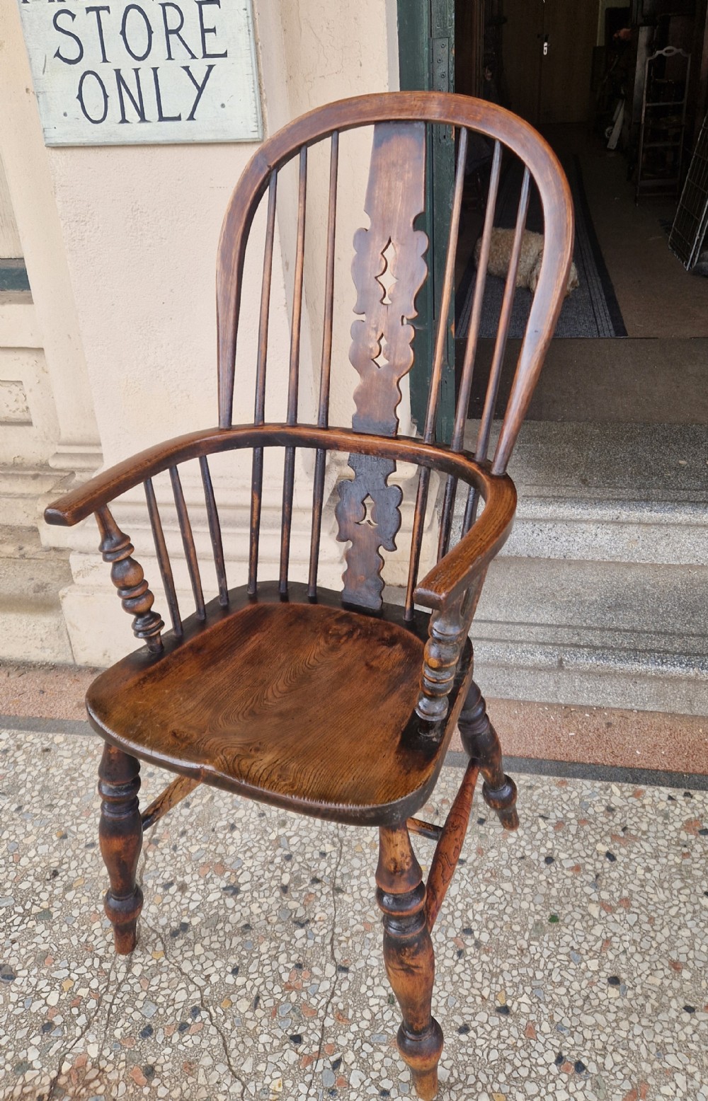 ASH / ELM WINDSOR ARMCHAIR View IV