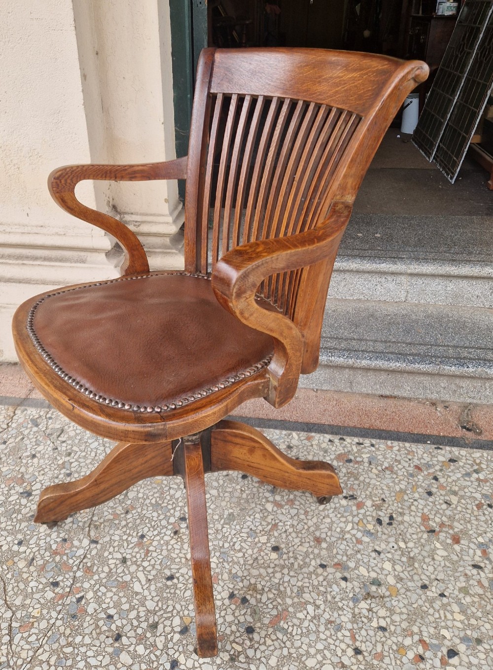 EDWARDIAN OAK SWIVEL DESK CHAIR View III