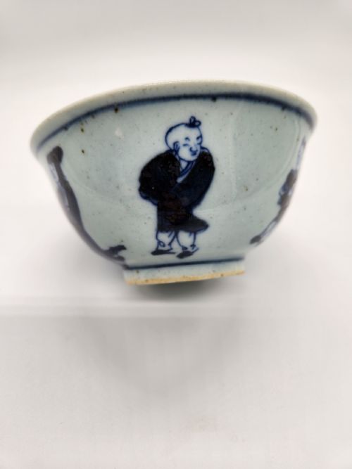 A CHINESE BLUE AND WHITE BOWL - ADDITIONAL PHOTO 3