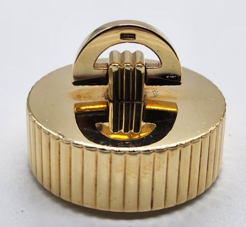 AN ELEGANT CARTIER LONDON ROUND GOLD BOX 1945 - ADDITIONAL PHOTO 6