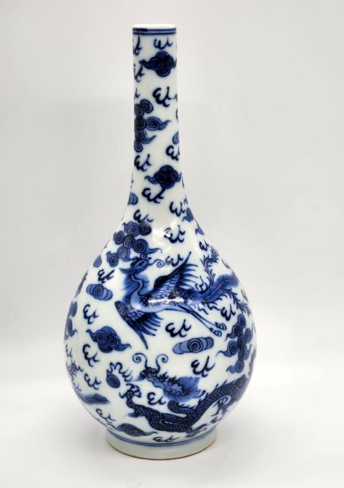 A CHINESE BLUE AND WHITE PORCELAINE VASE KANGXI MARK TO BASE - ADDITIONAL PHOTO 6