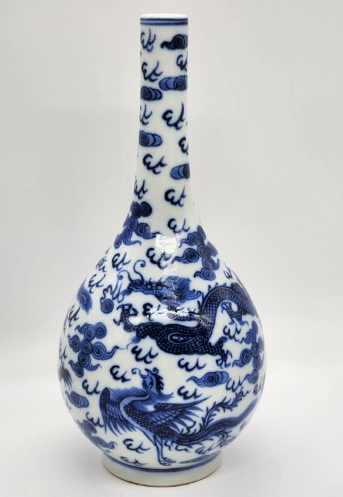 A CHINESE BLUE AND WHITE PORCELAINE VASE KANGXI MARK TO BASE - ADDITIONAL PHOTO 7