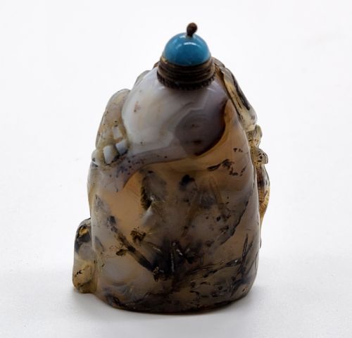 A RARE CARVED AGATE DRAGON SNUFF BOTTLE CHINESE QING DYNASTY - ADDITIONAL PHOTO 7