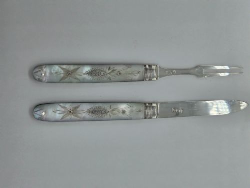 fig 1. An Unusual George III Cased Solid Silver & Mother of Pearl Travelling Knife & Fork Campaign Set