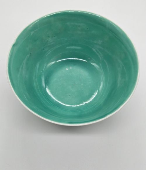 AN EXQUISITE CHINESE TURQUOISE PORCELAIN BOWL WITH A QIANLONG MARK QING DYNASTY - ADDITIONAL PHOTO 7