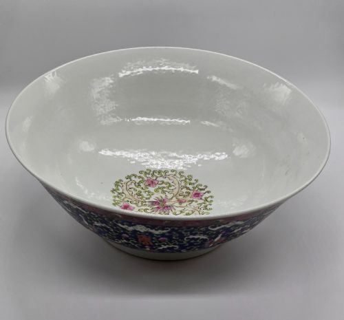 EXQUISITE LARGE HAND PAINTED CHINESE PORCELAIN COBALT BLUE MOTIFS PUNCH BOWL - ADDITIONAL PHOTO 3