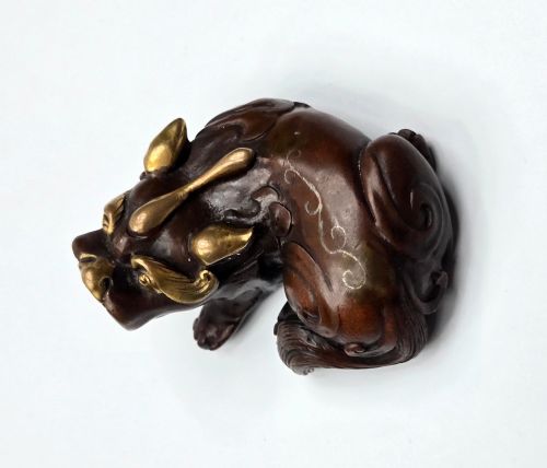 fig 6. A Fine Chinese Bronze & Gold-Inlaid 'Bixie' Paperweight Qianlong Period (1736–1795) Circa 1760
