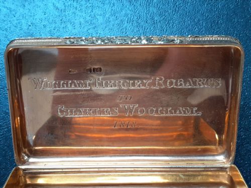AN IMPORTANT CASED GEORGE III 18 CARAT VARICOLOURED GOLD SNUFF BOX MADE IN LONDON 1815 BY ALEXANDER J STRACHAN - ADDITIONAL PHOTO 6