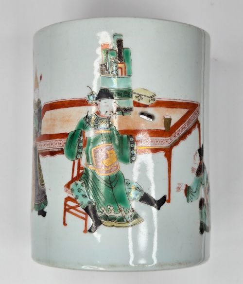 A 19TH CENTURY CHINESE FAMILLE ROSE PORCELAIN ... 8