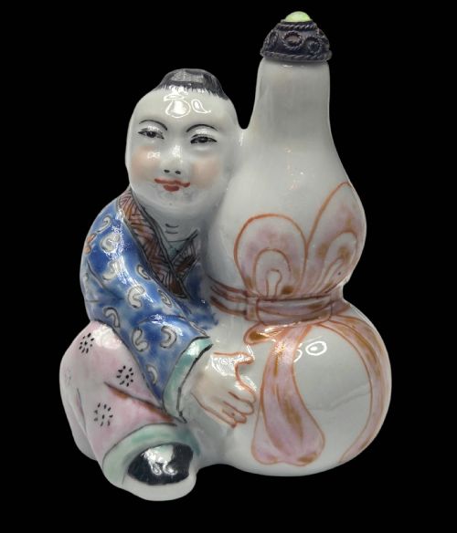 RARE 19TH CENTURY FAMILLE ROSE FIGURAL SNUFF ... 5