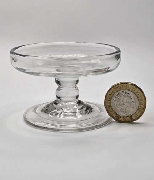 A RARE GEORGE II MINIATURE LEAD GLASS PATCH STAND CIRCA 1730 EARLY GEORGIAN PERIOD - ADDITIONAL PHOTO 7