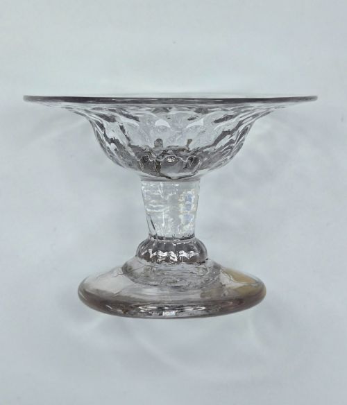 A RARE AND CRISP GEORGE II HONEYCOMB MOULDED MINIATURE PATCH STAND CIRCA 1740 - ADDITIONAL PHOTO 2