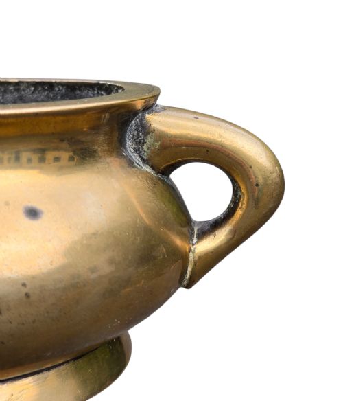 A FINE CHINESE 18TH CENTURY BRONZE BOMBÉ ... 15