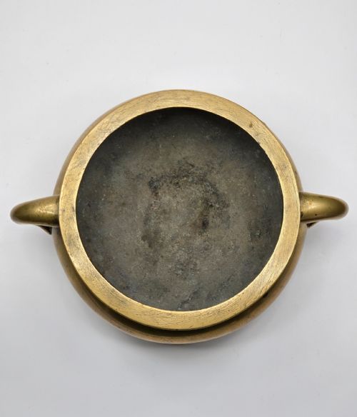 A FINE CHINESE 18TH CENTURY BRONZE BOMBÉ ... 13