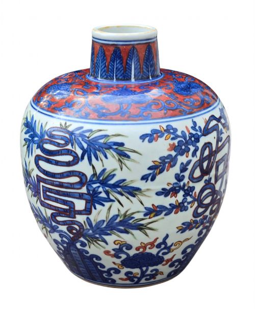 A RARE IMPERIAL UNDERGLAZE BLUE AND IRONRED LONGEVITY JAR MARK OF JIAJING 15221566 - ADDITIONAL PHOTO 10