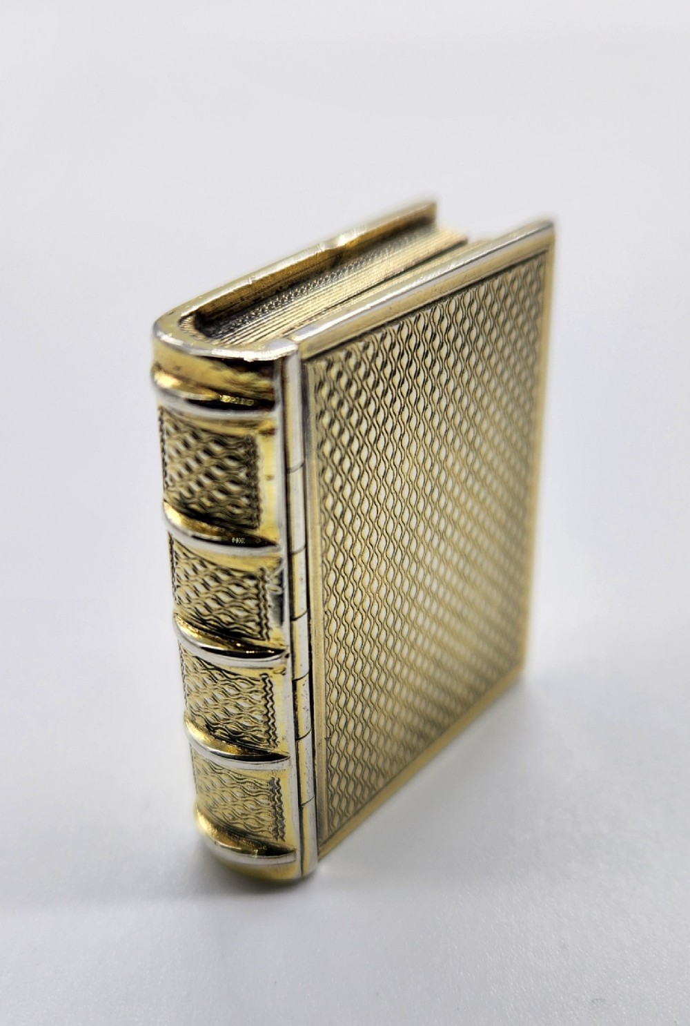 Georgian Silver Gilt Vinaigrette 