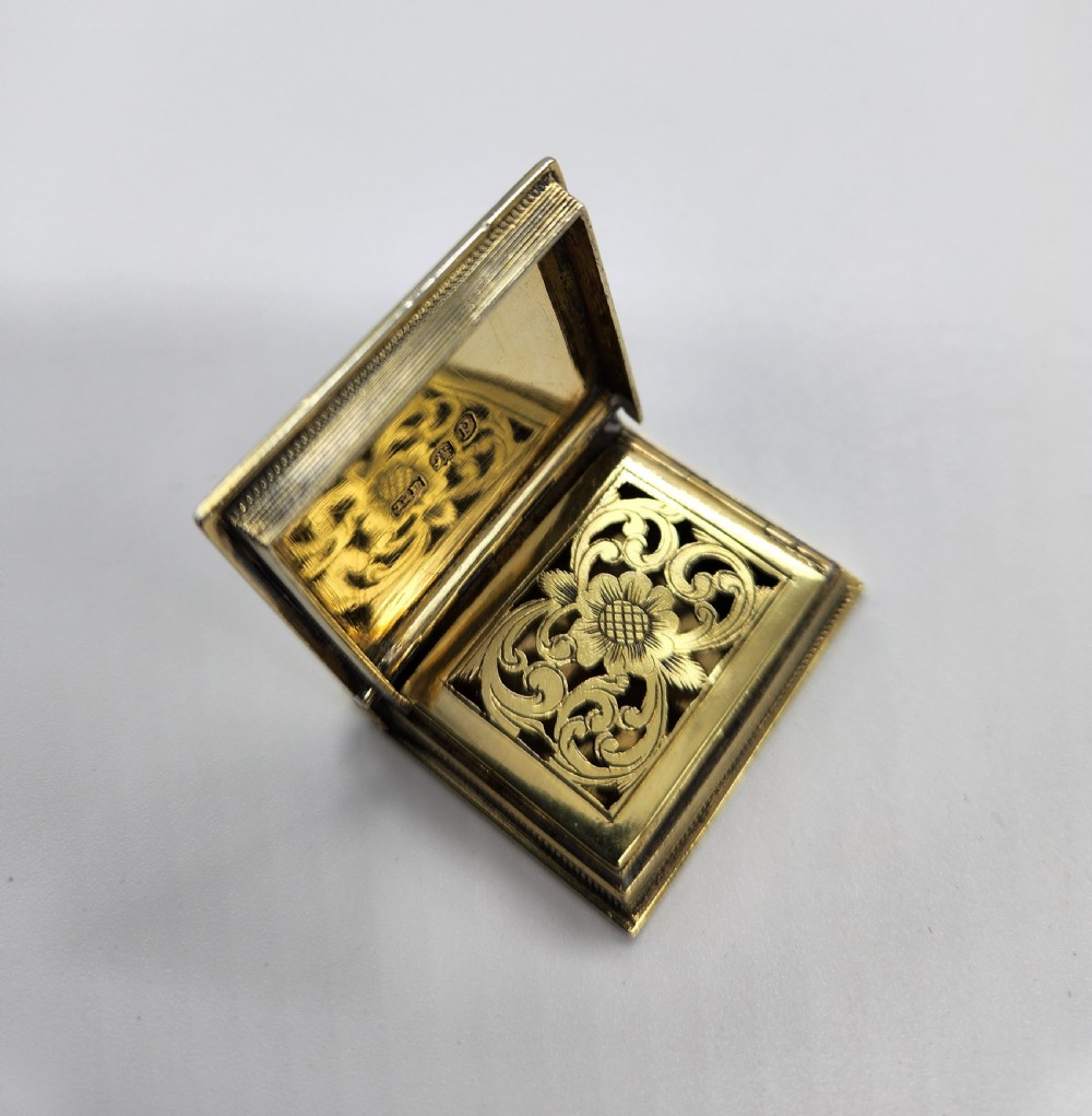 Georgian Silver Gilt Vinaigrette  View IV