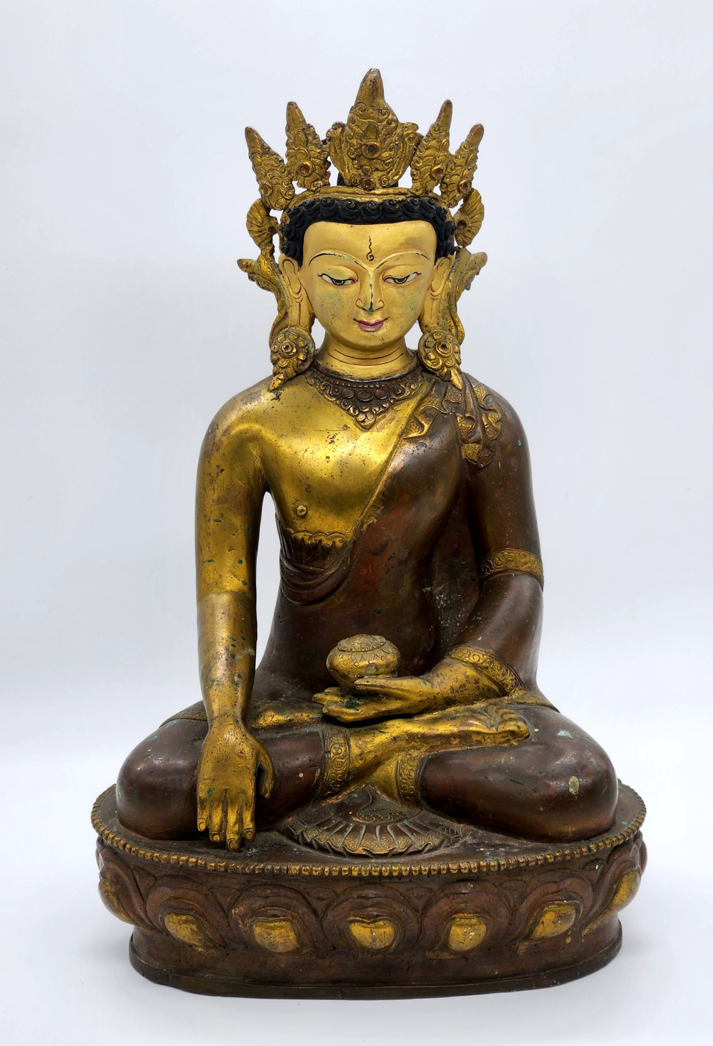 A Large Gilt Copper Alloy Figure of Amitayus, Sino-Tibetan, 19th century