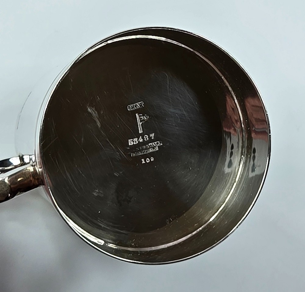 Fine & Heavy George V Solid Silver 1-Pint Tankard by Walker & Hall, Sheffield 1923 – Ex-Bonhams - 431 Grams View IX
