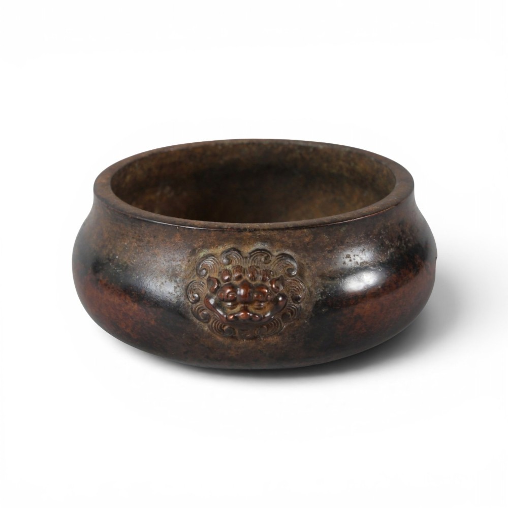 A Fine and Exceptionally Heavy Late 17th Early 18th-Century Scholar’s Bronze Censer (3,137g)