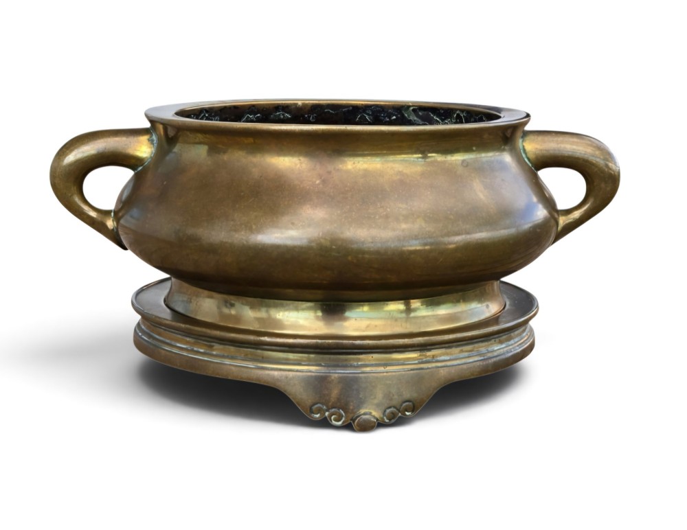 A Massive 7.4kg Chinese Archaistic Bronze Ritual Censer and Matching Stand  Qing Dynasty, Qianlong Period (1736–1795)