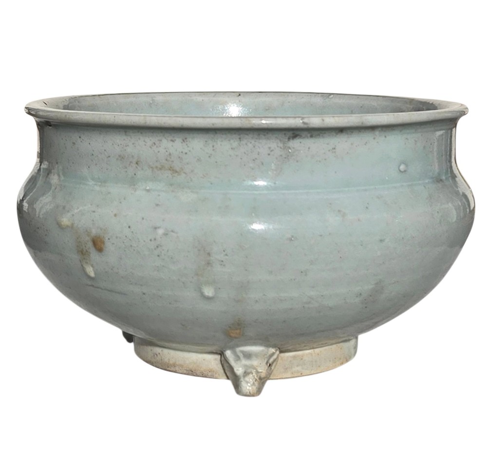 A Rare Chinese Pale Blue-Glazed Porcelain Archaistic Tripod Censer Early Ming Dynasty, 15th Century (Circa 1400–1480) View IX