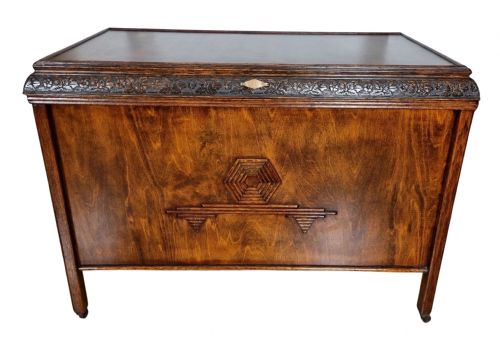 ART DECO WALNUT STORAGE CHEST C 1930 - ADDITIONAL PHOTO 4