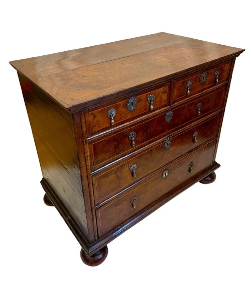 RARE 17TH CENTURY WILLIAM MARY WALNUT CHEST OF DRAWERS C1690 - ADDITIONAL PHOTO 1