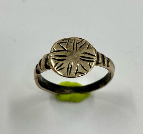 ancient viking bronze ring c 8th 10th century ad - CATEGORY: ANTIQUE JEWELLERY - DATED BEFORE 1700