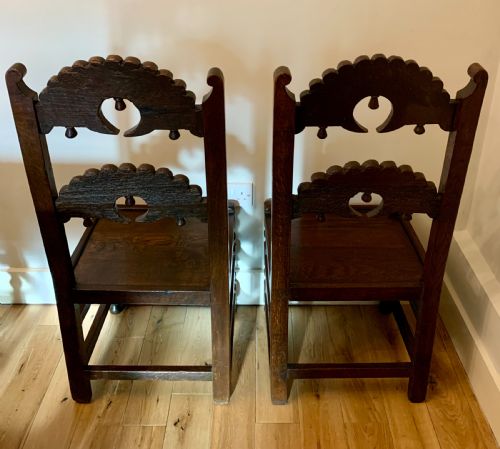 17TH CENTURY CHARLES II OAK REFECTORY DINING TABLE AND SIX CHAIRS - ADDITIONAL PHOTO 10