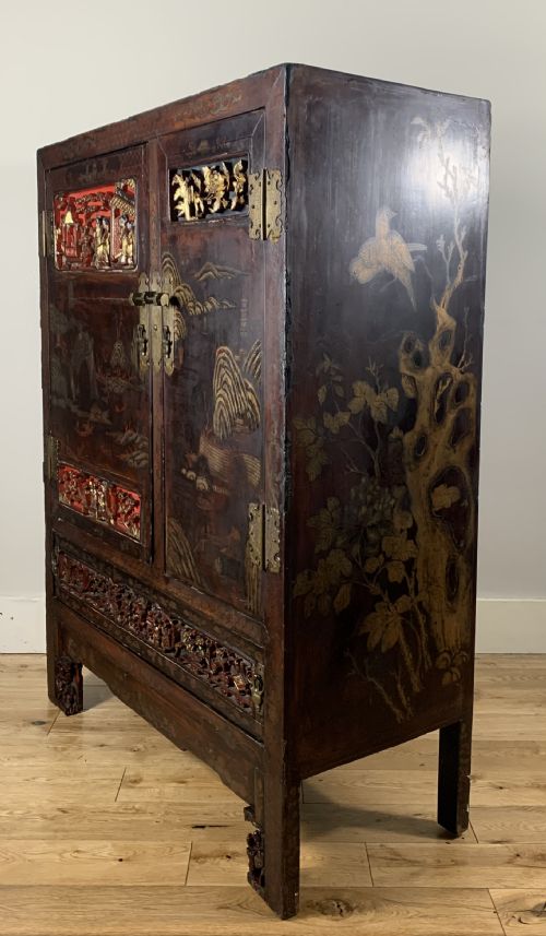 18TH CENTURY CHINESE LACQUERED CABINET FUJIAN PROVINCE - ADDITIONAL PHOTO 2