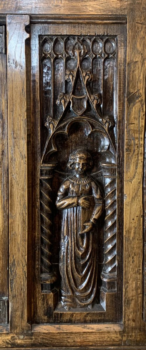 19TH CENTURY GOTHIC REVIVAL OAK ECCLESIASTICAL STYLE CUPBOARD - ADDITIONAL PHOTO 6