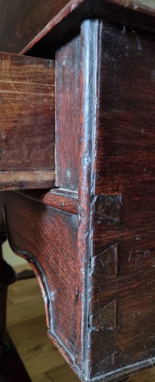 17TH CENTURY WILLIAM AND MARY OAK CHEST ON STAND CIRCA 1690 - ADDITIONAL PHOTO 2