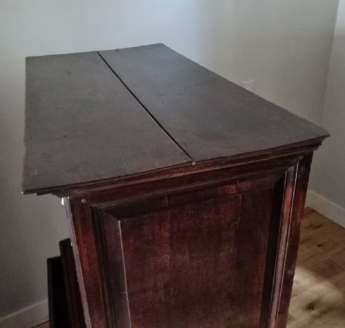 17TH CENTURY WILLIAM AND MARY OAK CHEST ON STAND CIRCA 1690 - ADDITIONAL PHOTO 4