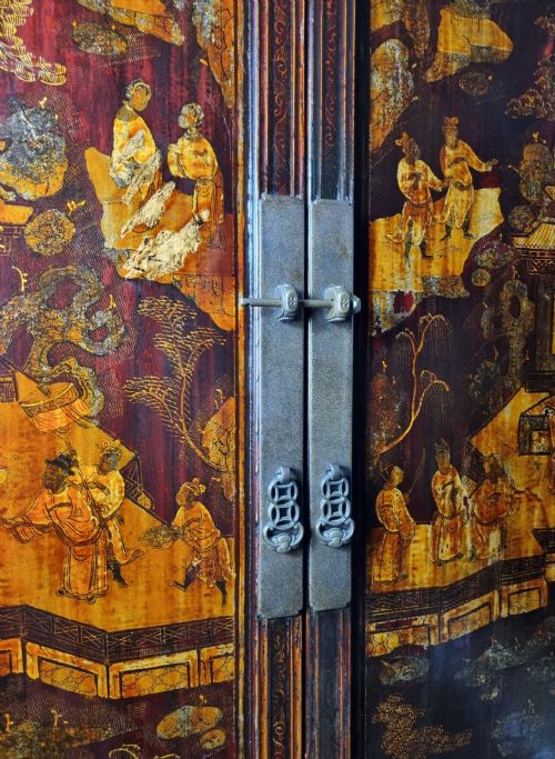 18TH CENTURY CHINESE LACQUERED CABINET QING DYNASTY - ADDITIONAL PHOTO 10