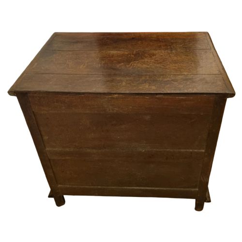 17TH CENTURY ENGLISH GEOMETRIC OAK CHEST OF DRAWERS - ADDITIONAL PHOTO 4