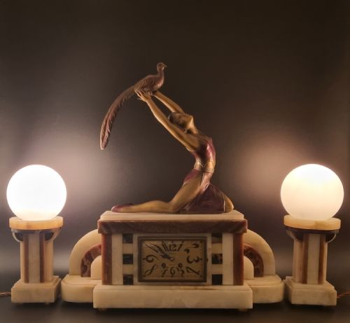 ART DECO MANTEL CLOCK SET WITH PAIR OF LAMPS BY SALVADO - ADDITIONAL PHOTO 1