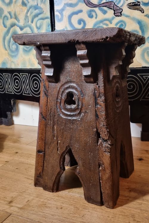 19TH CENTURY GOTHIC REVIVAL STOOL SIDE TABLE - ADDITIONAL PHOTO 2