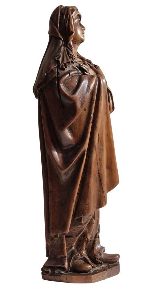 17TH CENTURY CARVED APPLEWOOD SCULPTURE OF THE LADY OF SORROW - ADDITIONAL PHOTO 1