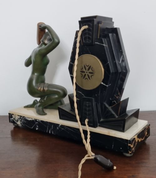 ART DECO ILLUMINATED CLOCK WITH WATER CARRIER SCULPTURE NUDE WITH VASE LAMP - ADDITIONAL PHOTO 10