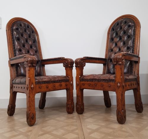 PAIR OF 19TH CENTURY GOTHIC REVIVAL OAK BUTTONED LEATHER ARMCHAIRS ATTR AWN PUGIN - ADDITIONAL PHOTO 1
