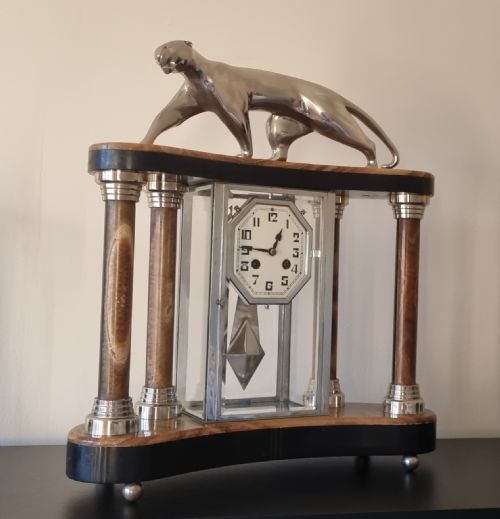ART DECO CUBIST DESIGN CLOCK WITH BRONZE PANTHER AND PAIR OF LAMPS BY DECOUX - ADDITIONAL PHOTO 4